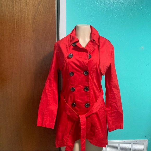 CAbi Poppy Red Convertible Trenchcoat - Picture 8 of 12